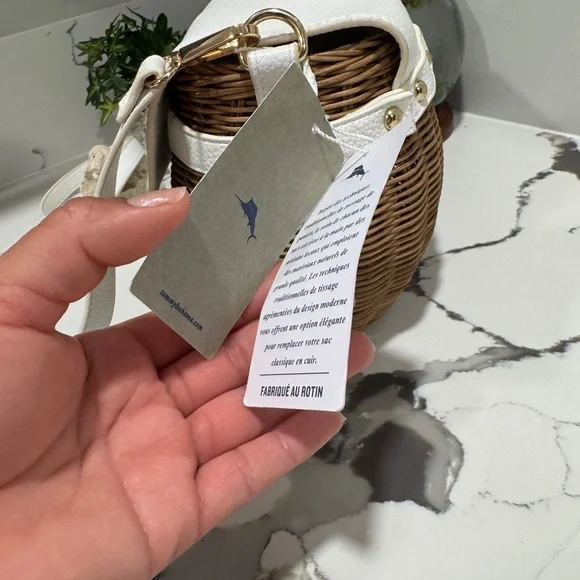 Tommy Bahama bag rattan wicker white bag White and Brown Woven Crossbody Bag - Picture 6 of 10